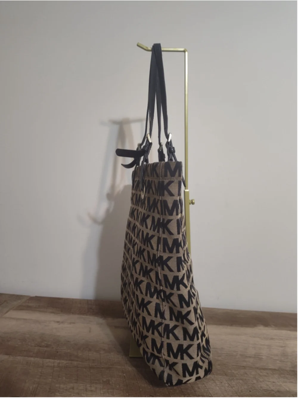 Women's Michael Kors Tote Bag One Size Beige and Black